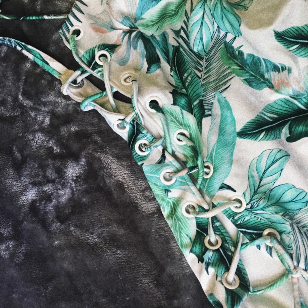 Plant print one-piece swimsuit